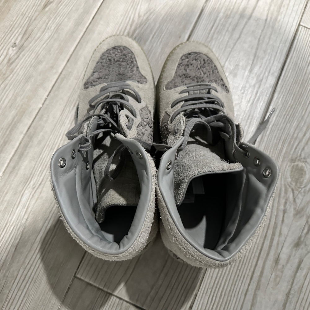 Balenciaga Men's Cream and Grey Trainers - Picture 3 of 5